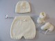 Ensemble 1 mois bonnet chaussons culotte bloomer tricot bébé fait